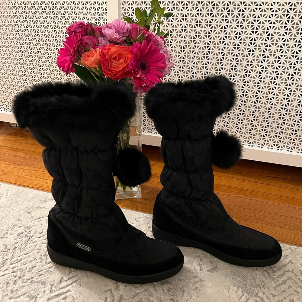 Coach Women’s Snow Boots Size 8.5